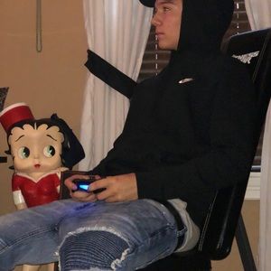 Meet your Posher, Chris